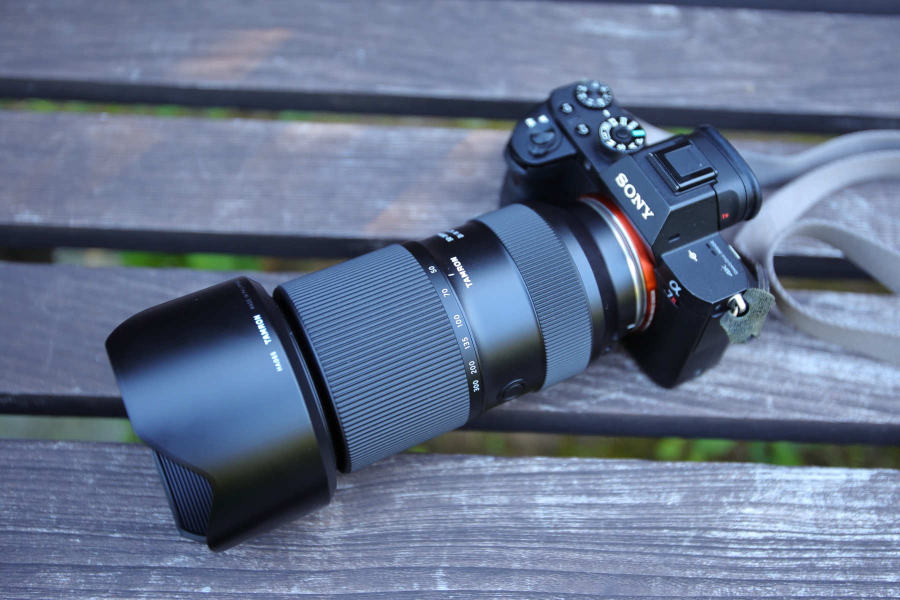 TAMRON 50-300mm a069とα7RⅡ