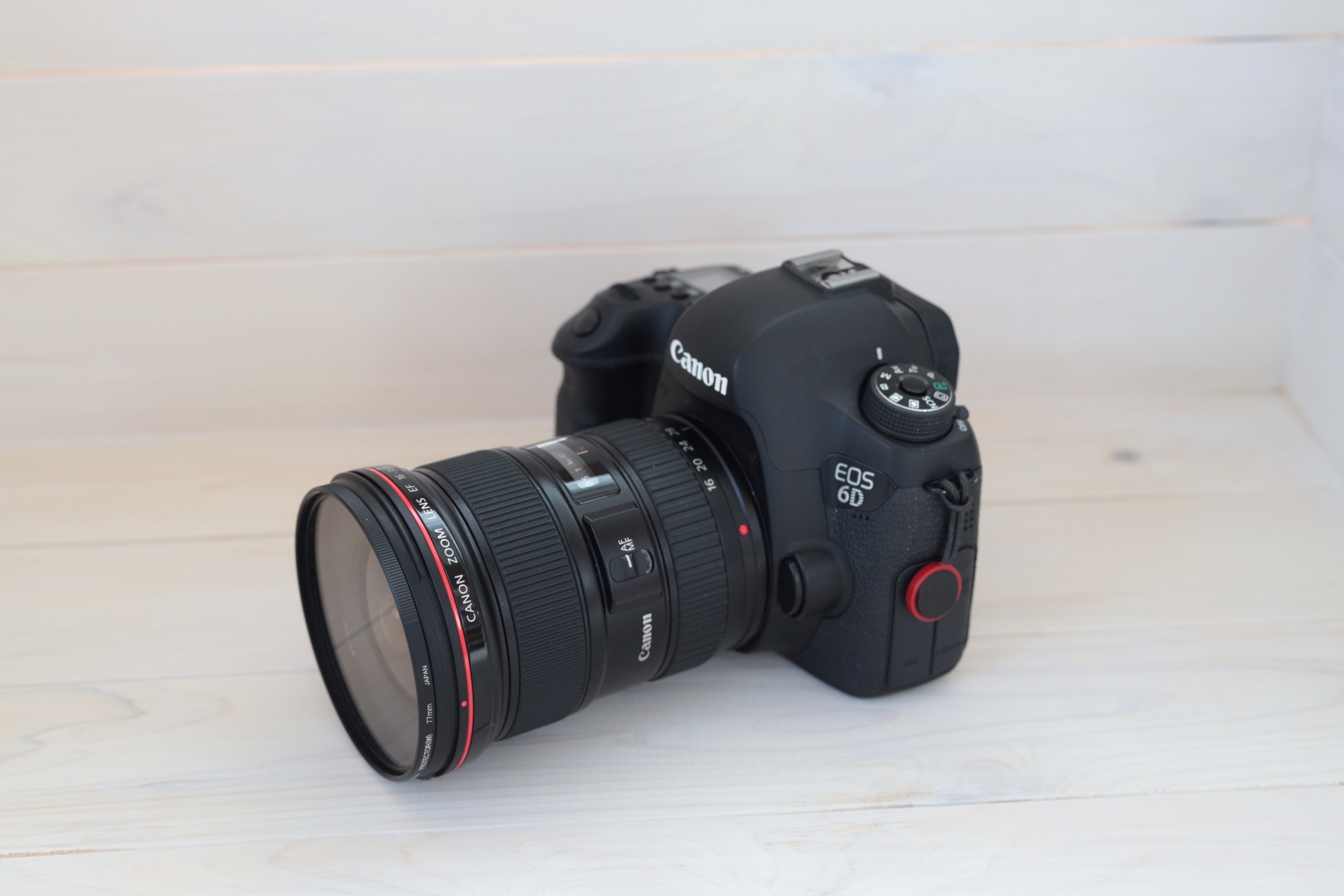 EOS6DとEF16-35mm F2.8L USM